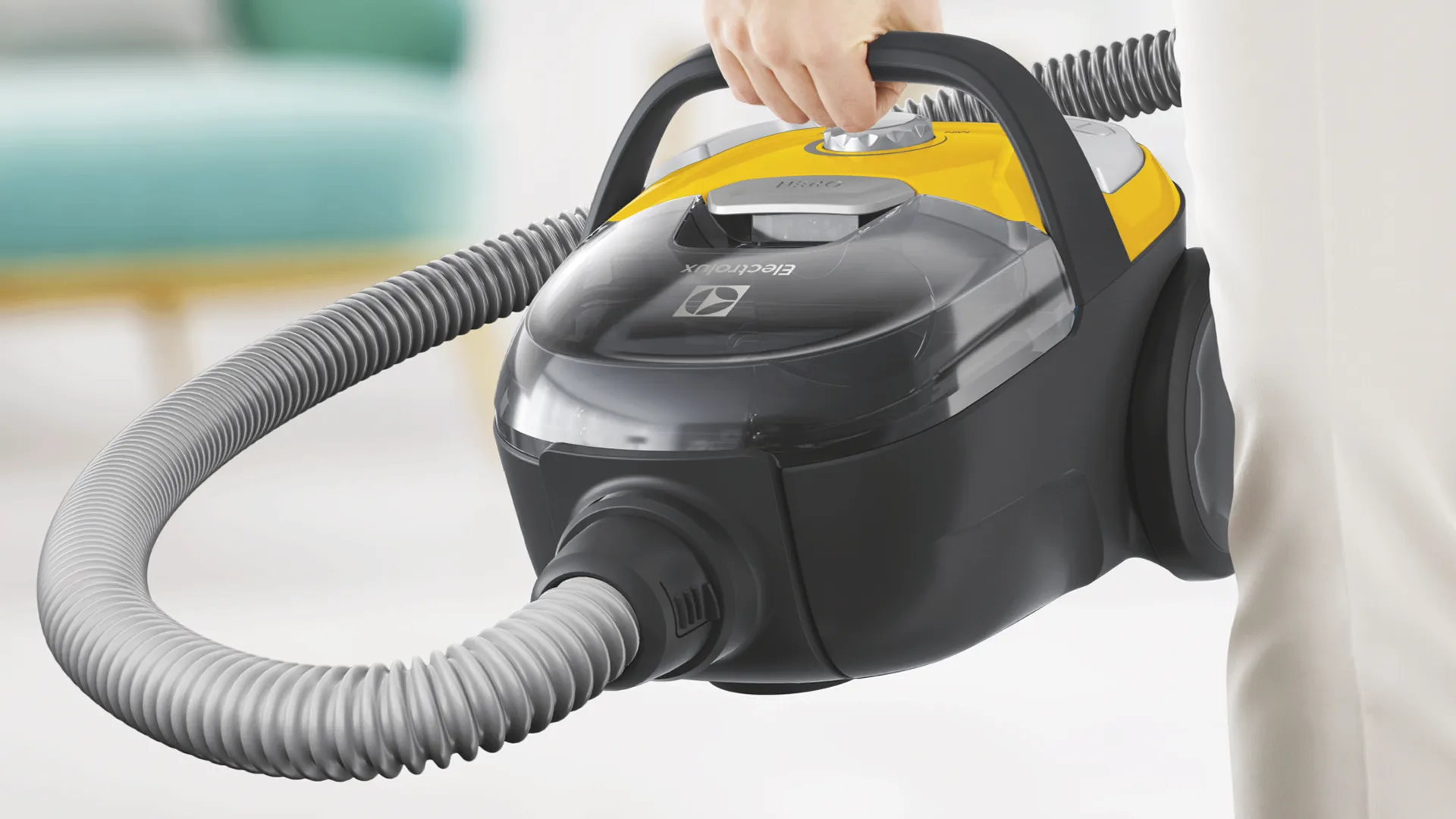 Пылесос безмешковый Electrolux ECGC21-2Y (Yellow)