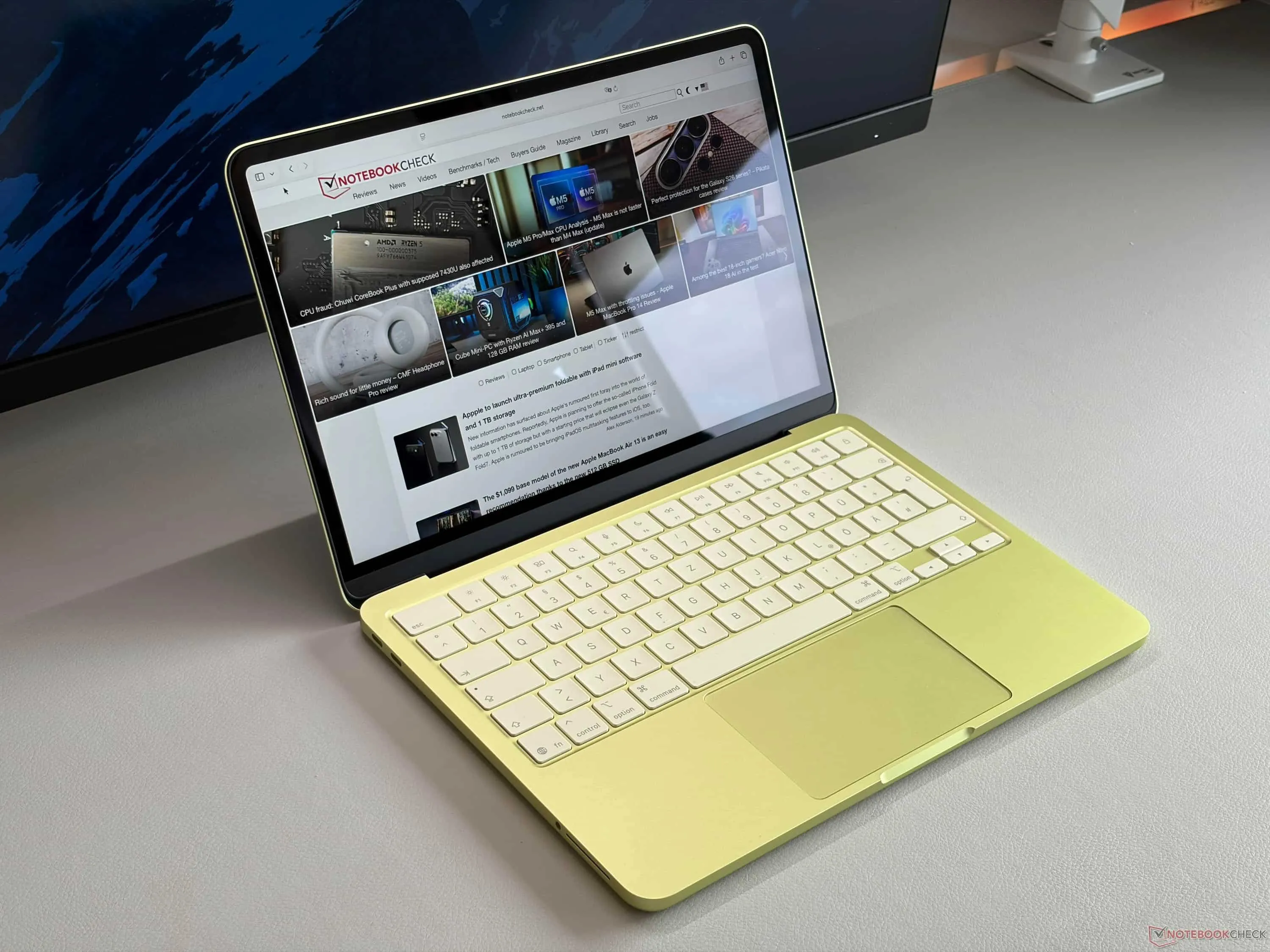MacBook Neo характеристики