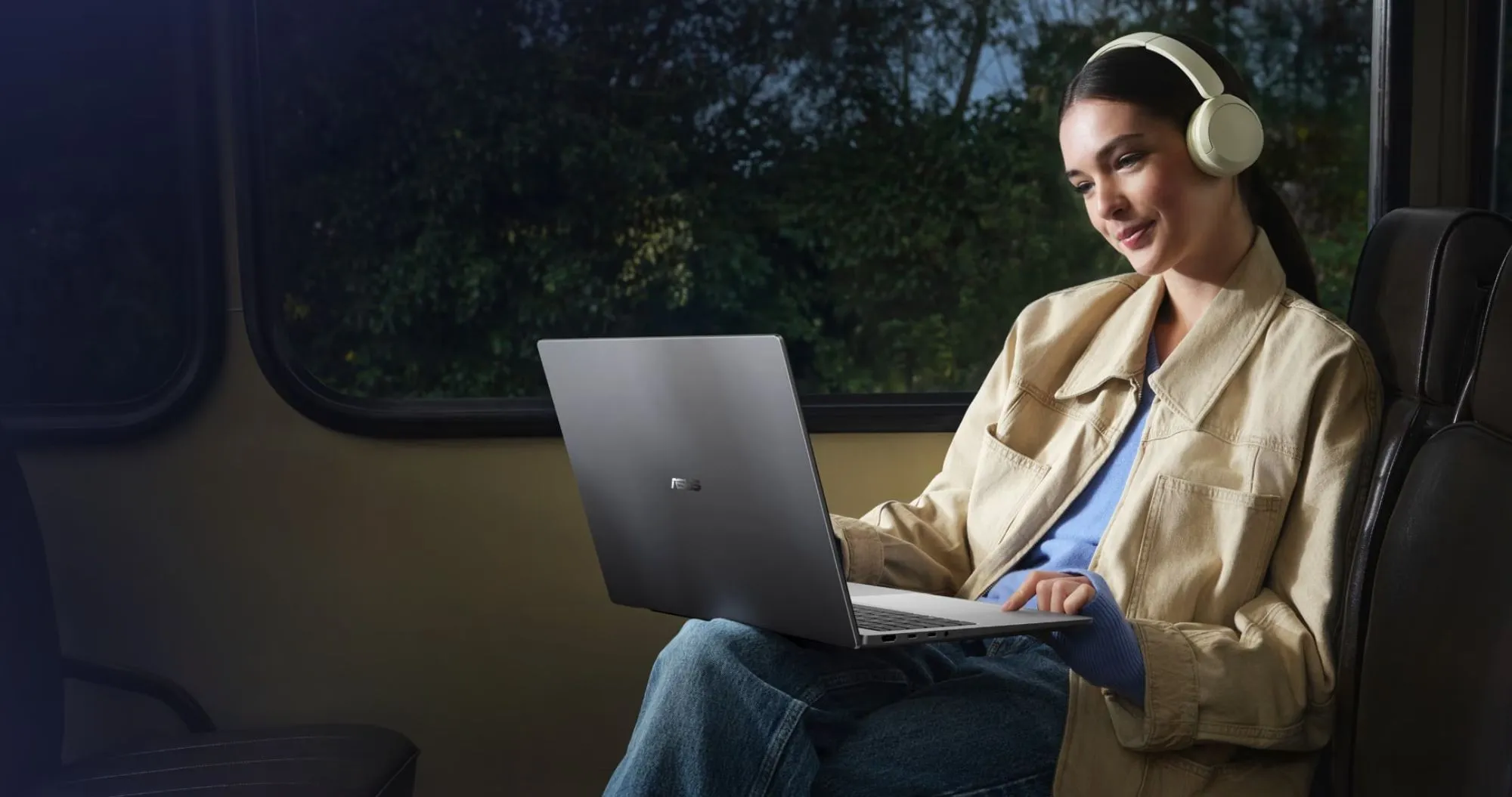 Ноутбук Asus Vivobook S16 S5608QA-U3214W 16" (Qualcomm Snapdragon X1/16GB/512GB/Qualcomm Adreno) (90NB19C2-M00HN0) (UA)