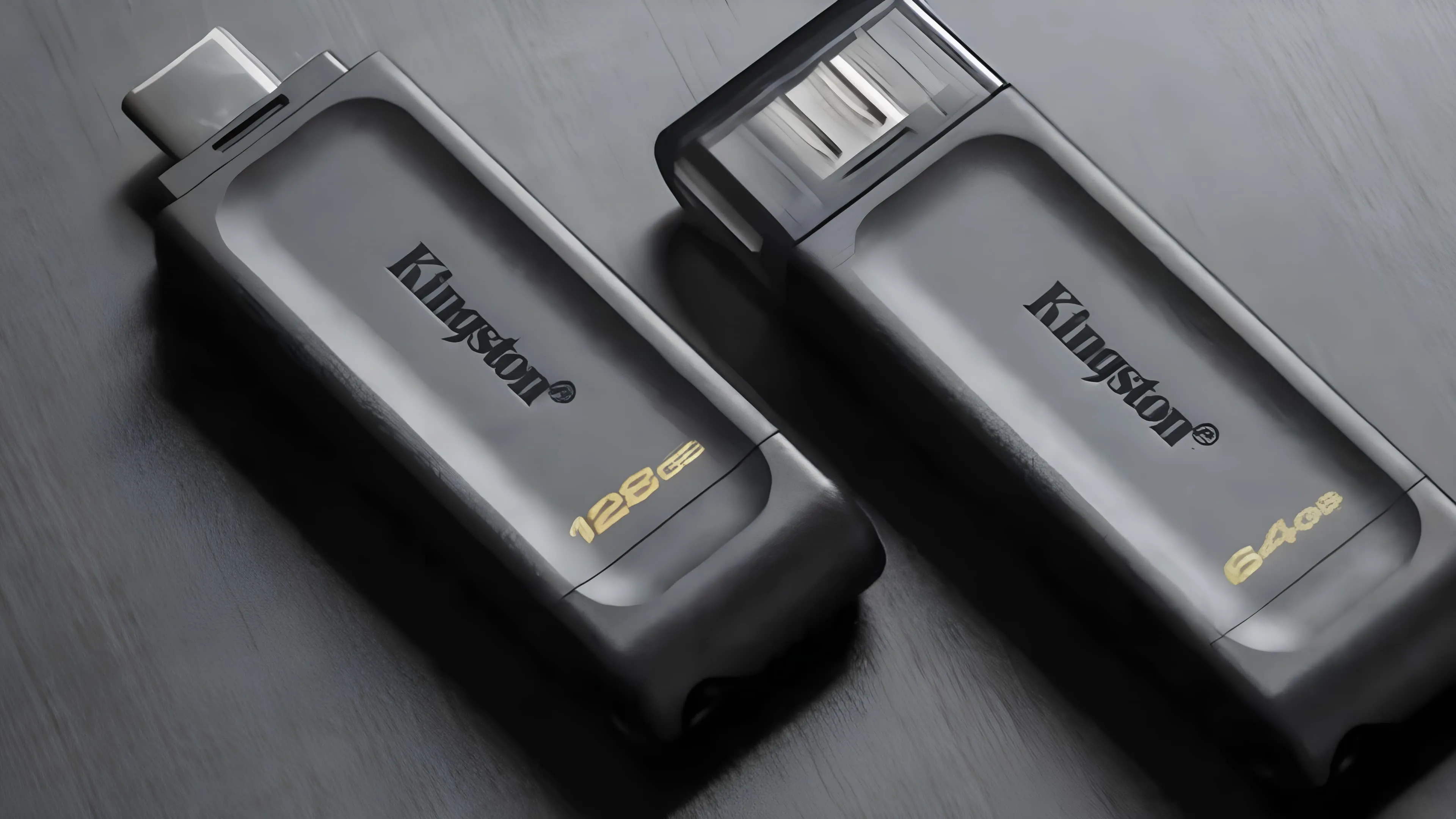 Флеш-накопичувач Kingston USB 3.2 DT 70 128GB Type-C