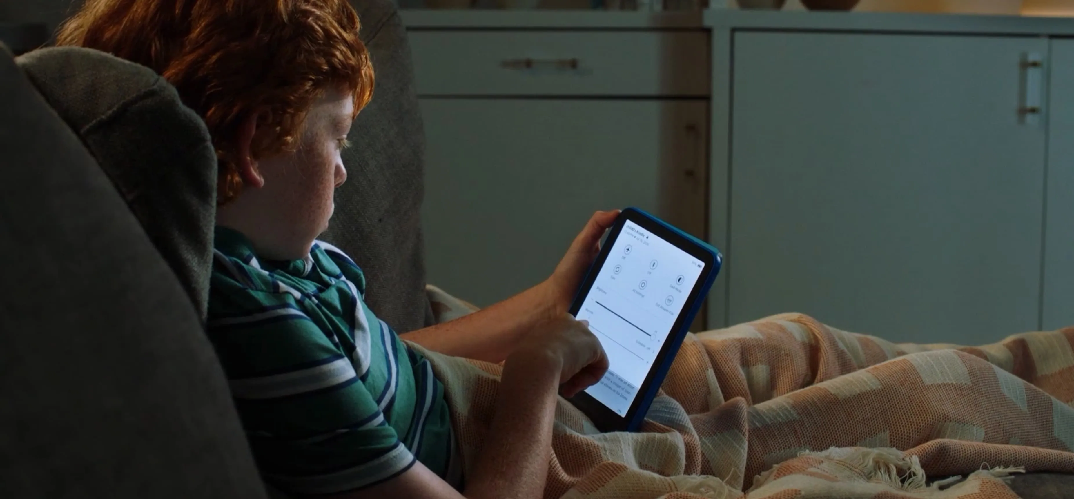 Електронна книга Amazon Kindle Paperwhite Kids 13th Gen. 2026 16GB (Twilight Towers)