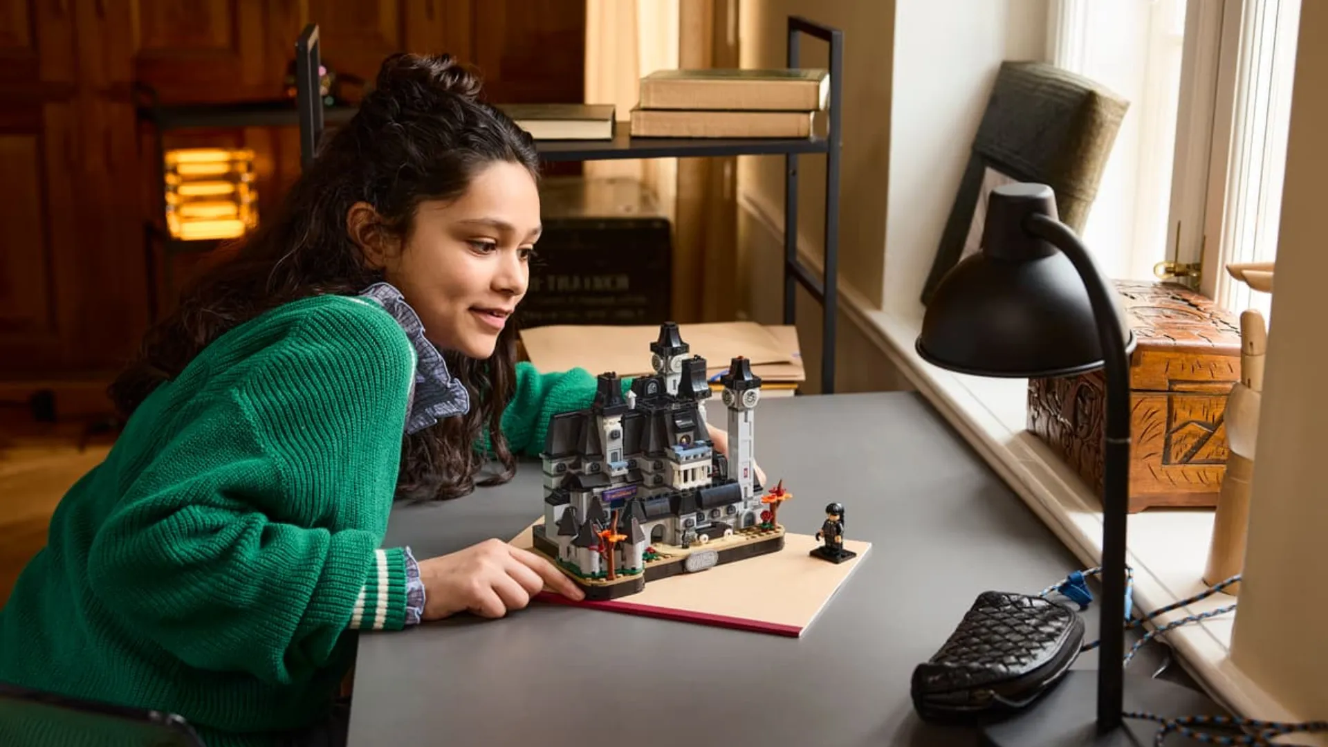 Конструктор LEGO Wednesday Академія Невермор (76788)