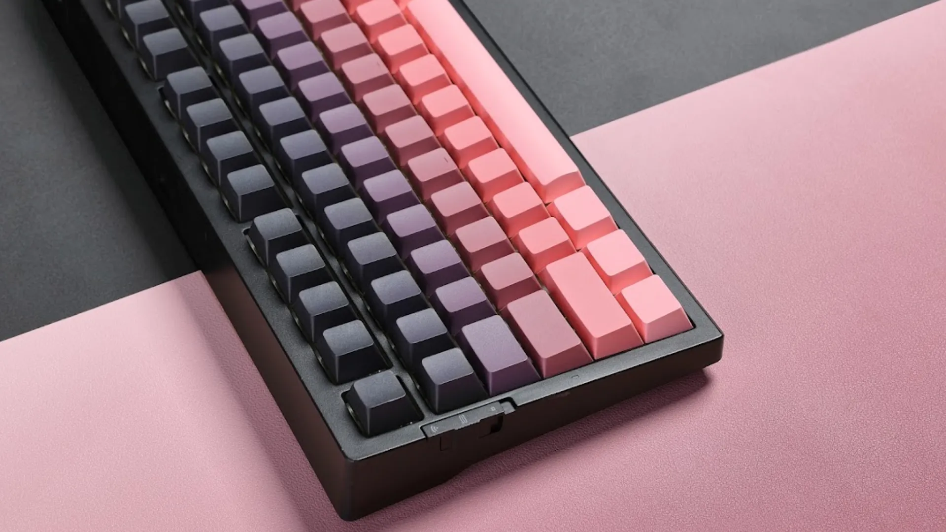 Клавиатура MCHOSE G75 Pro Matcha Latte USB-A/WL/BT RGB (Black Pink) (G75-16A)