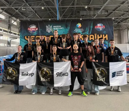 «Ябко» отримали подяку за підтримку чемпіонів України з кікбоксингу