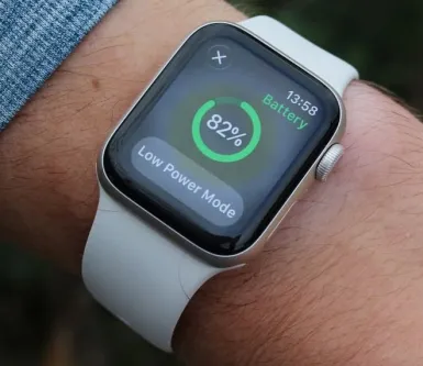 Чому Apple Watch не заряджається