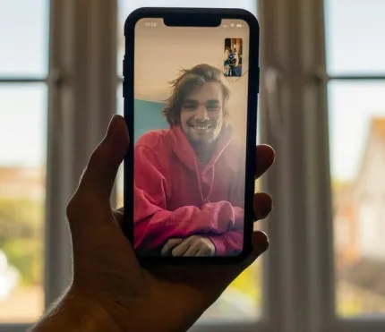 Новые функции FaceTime у iOS 26