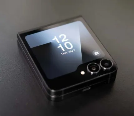 Samsung Galaxy Flip 7 FE: обзор фанатской версии