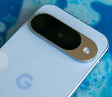 В чому Pixel 10 перевершив Pixel 9