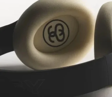 Apple та Stüssy представляють ексклюзивні Beats Studio Pro