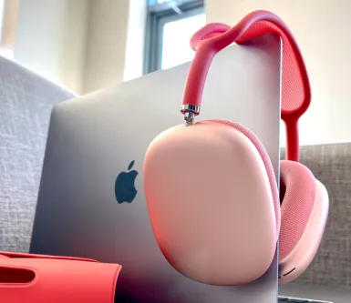 Що вибрати AirPods Pro чи AirPods Max у 2024
