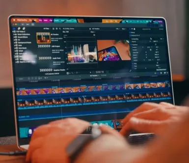 Що вибрати MacBook Air M5 чи MacBook Pro 14" M5?