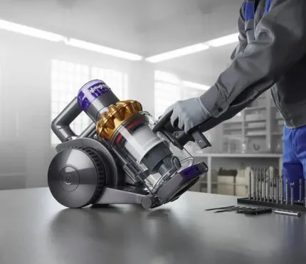 Обслуговування Dyson: як часто міняти фільтри та що робити для продовження роботи пилососа?