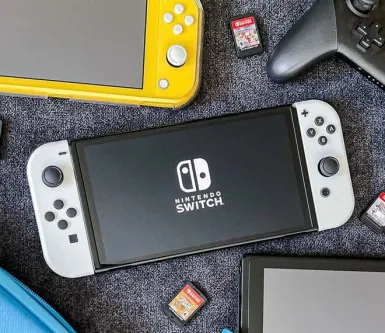 У чому різниця між Nintendo Switch та Lite?