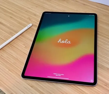 iPad 11 (2025) проти iPad 10‑го покоління