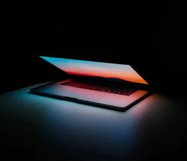 Революція на ринку від Apple: новий MacBook обіцяє перевершити цінові очікування