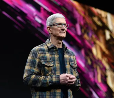 Чому iOS одразу стала 26?
