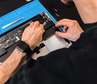 Чистка MacBook — перший крок, щоб уникнути несправності