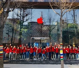 Apple и RED: вместе в бою со СПИД