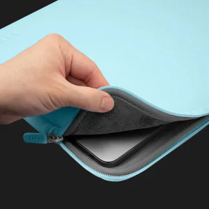 Чохол-папка LAUT HUEX PASTELS для MacBook 13" (Blue) в Сваляві