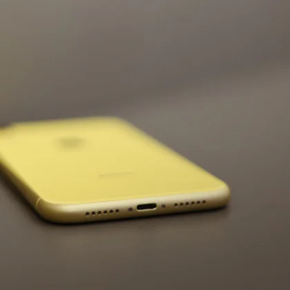 б/у iPhone XR 128GB (Yellow) (Хороший стан, нова батарея)