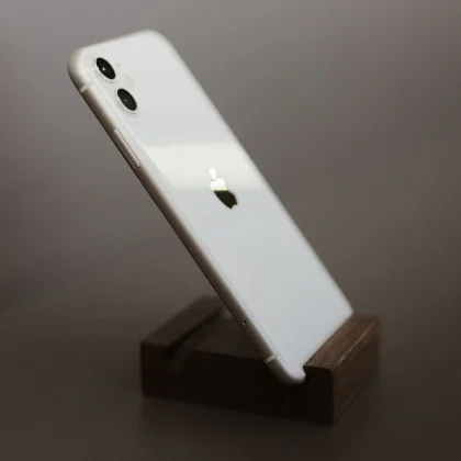 б/у iPhone 11 128GB (White) (Хороший стан, стандартна батарея) у Запоріжжі