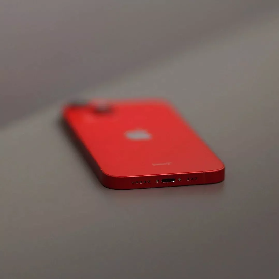 б/у iPhone 14 256GB (Red) (Відмінний стан) (e-Sim)