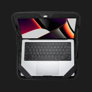 Чохол-папка Spigen Rugged Armor Pro Pouch для MacBook 13/14'' (Black) в Сваляві