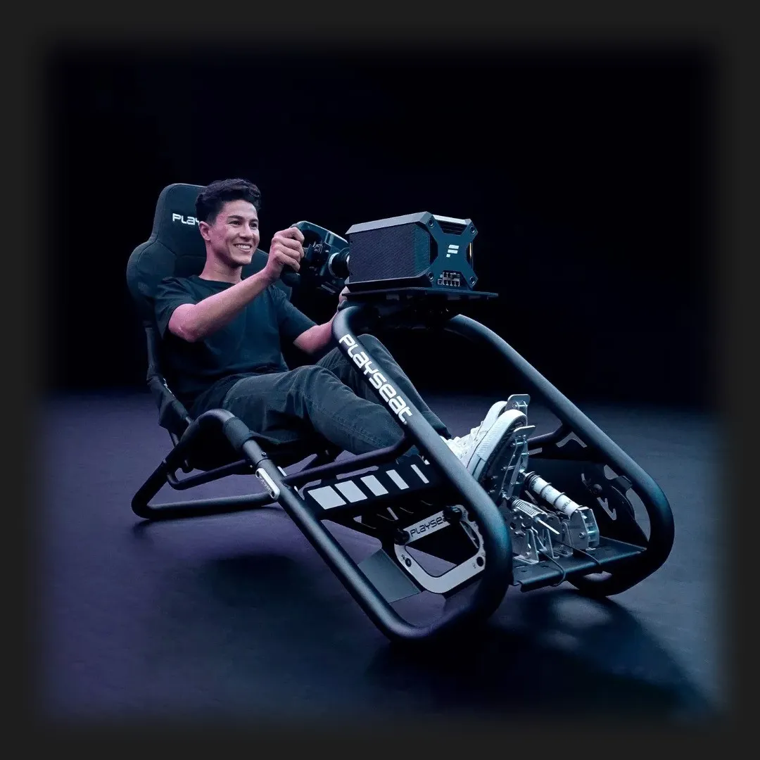 Кокпит с креплением для руля и педалей Playseat Trophy (Red) (UA)