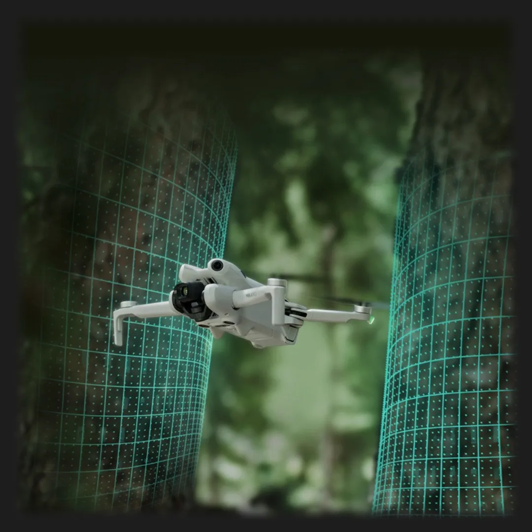 Квадрокоптер DJI Mini 4 Pro Fly More Combo DJI RC 2
