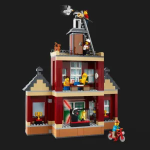 Конструктор LEGO City Головна площа (60271)