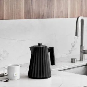 Электрочайник Alessi Plissé 1 л (Black) в Дрогобыче
