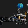 Конструктор LEGO Technic Planet Earth and Moon in Orbit (42179)
