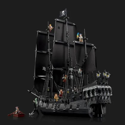 Конструктор LEGO Icons Captain Jack Sparrow's Pirate Ship (10365)