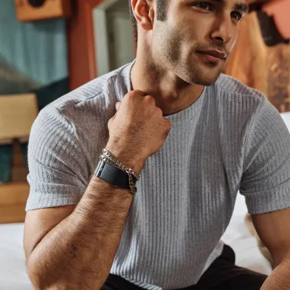 Ремінець Whoop LeatherLuxe Band Straight для Whoop 5.0 (Black/Cream with Titanium) (Size L) в Ковелі