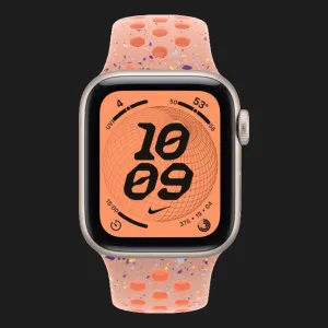 Apple Watch SE 3 GPS, 40mm Starlight Aluminum Case with Alpenglow Pink Nike Sport Band (S/M)