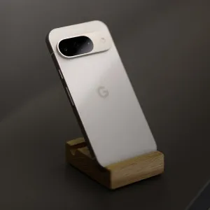 б/у Google Pixel 9 12/256GB (Porcelain) (Хорошее состояние)