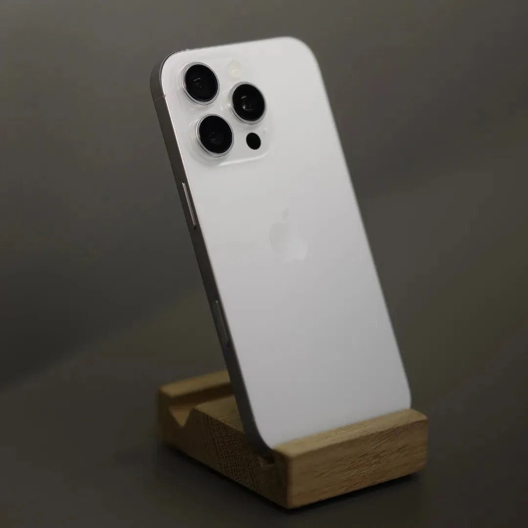 б/у iPhone 16 Pro 256GB (White Titanium) (Хороший стан, стандартна батарея) (e-Sim)