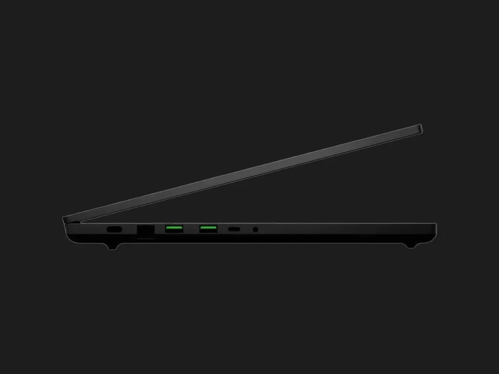 Ноутбук Razer Blade 17 15,6" (Intel Core i7/16GB/1TB (SSD)/RTX 3060) (RZ09-0423EED3-R3E1) (Standard)