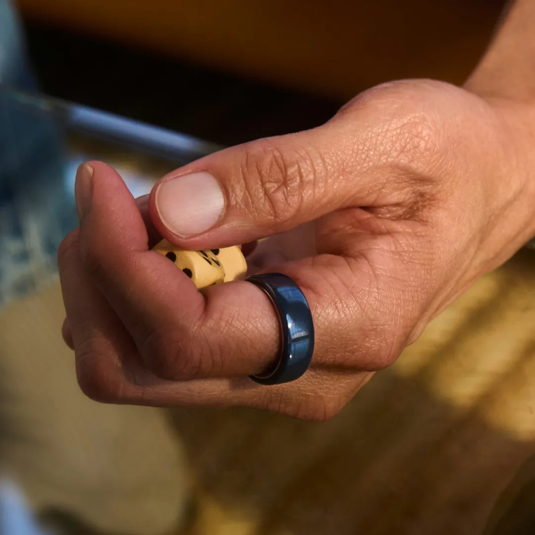 Смарт-кольцо Oura Ring 4 Ceramic Midnight Size 8