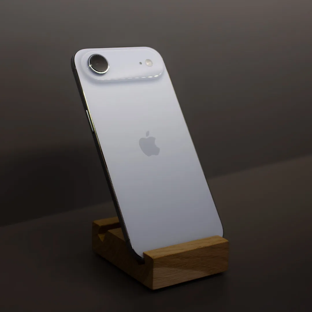б/у iPhone 17 Air 256GB (Sky Blue) (Хороший стан, нова батарея) (e-Sim)