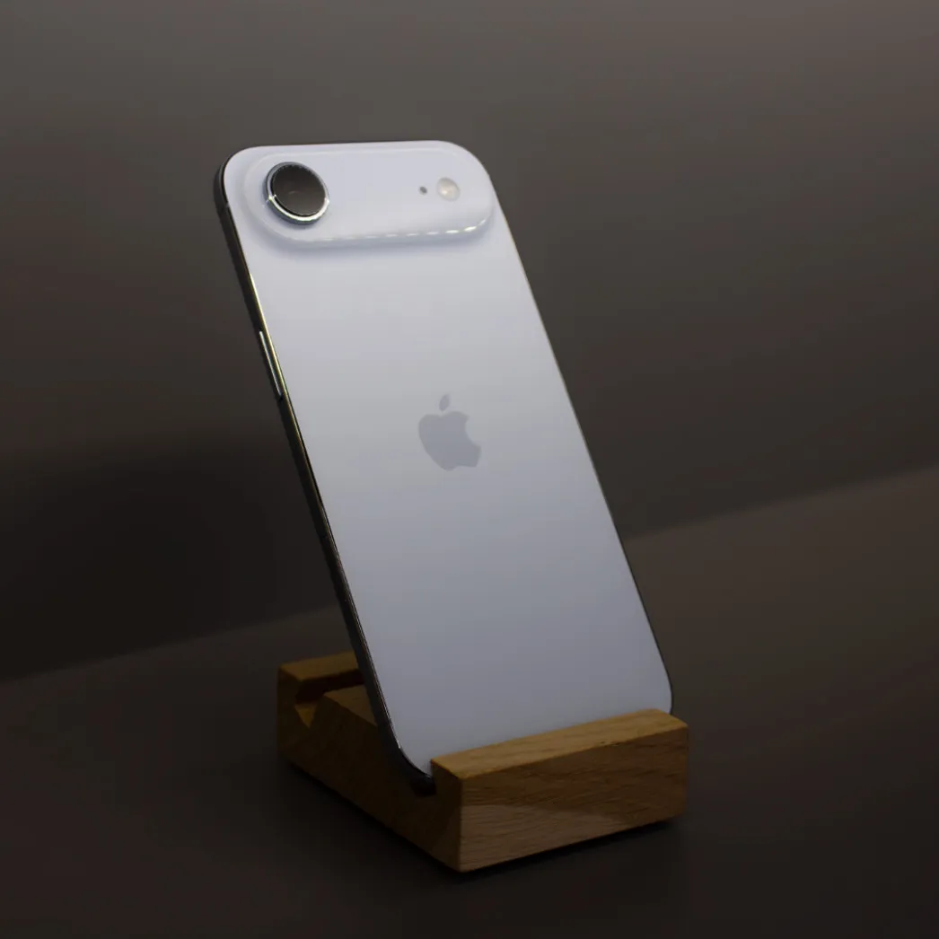б/у iPhone 17 Air 512GB (Sky Blue) (Хороший стан, нова батарея) (e-Sim)