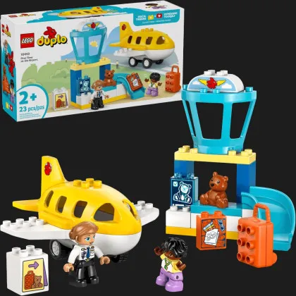 Конструктор LEGO DUPLO Впервые в аэропорту (10443)