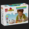 Конструктор LEGO DUPLO Скорая помощь и водитель (10447)