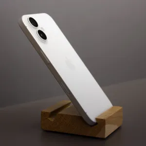 б/у iPhone 16 128GB (White) (Хорошее состояние, новая батарея)