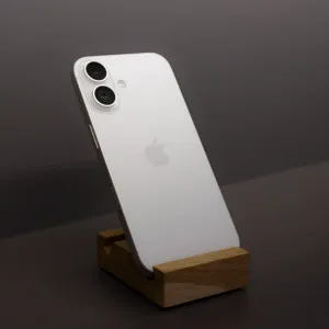 iPhone 16 256GB (White) (Як Новий) (e-Sim)
