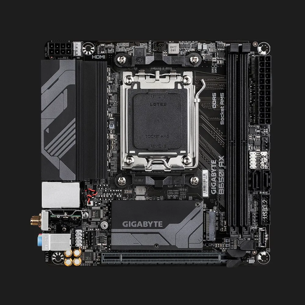 Материнська плата GIGABYTE B650I AX (B650I AX)