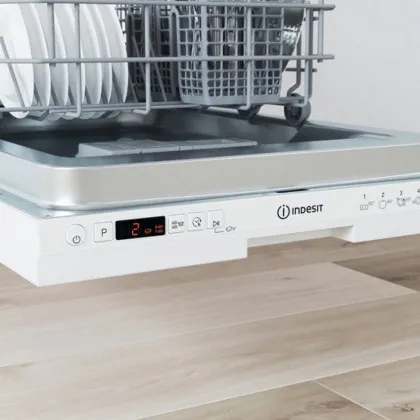 Посудомийна машина вбудована Indesit (DSIC3M19) (White)