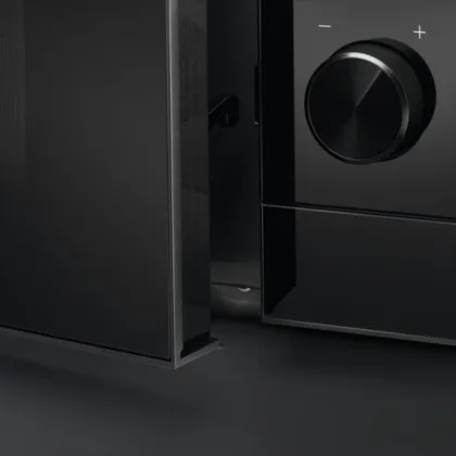 Мікрохвильова піч Electrolux EMZ729EMK (Black)