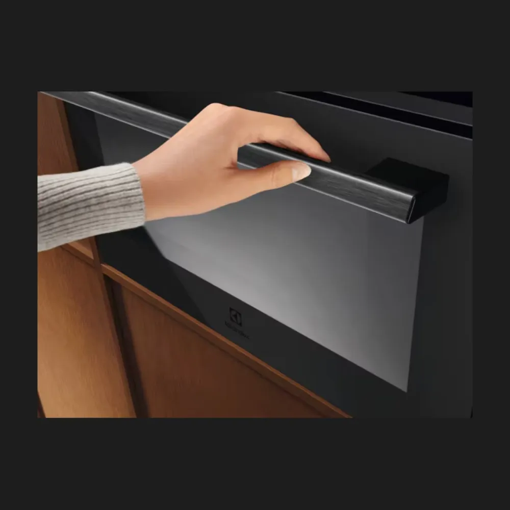 Мікрохвильова піч вбудована Electrolux EVM9E2XT (Black)