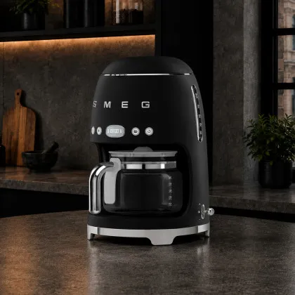 Кавоварка SMEG (Black Matte) в Камʼянському